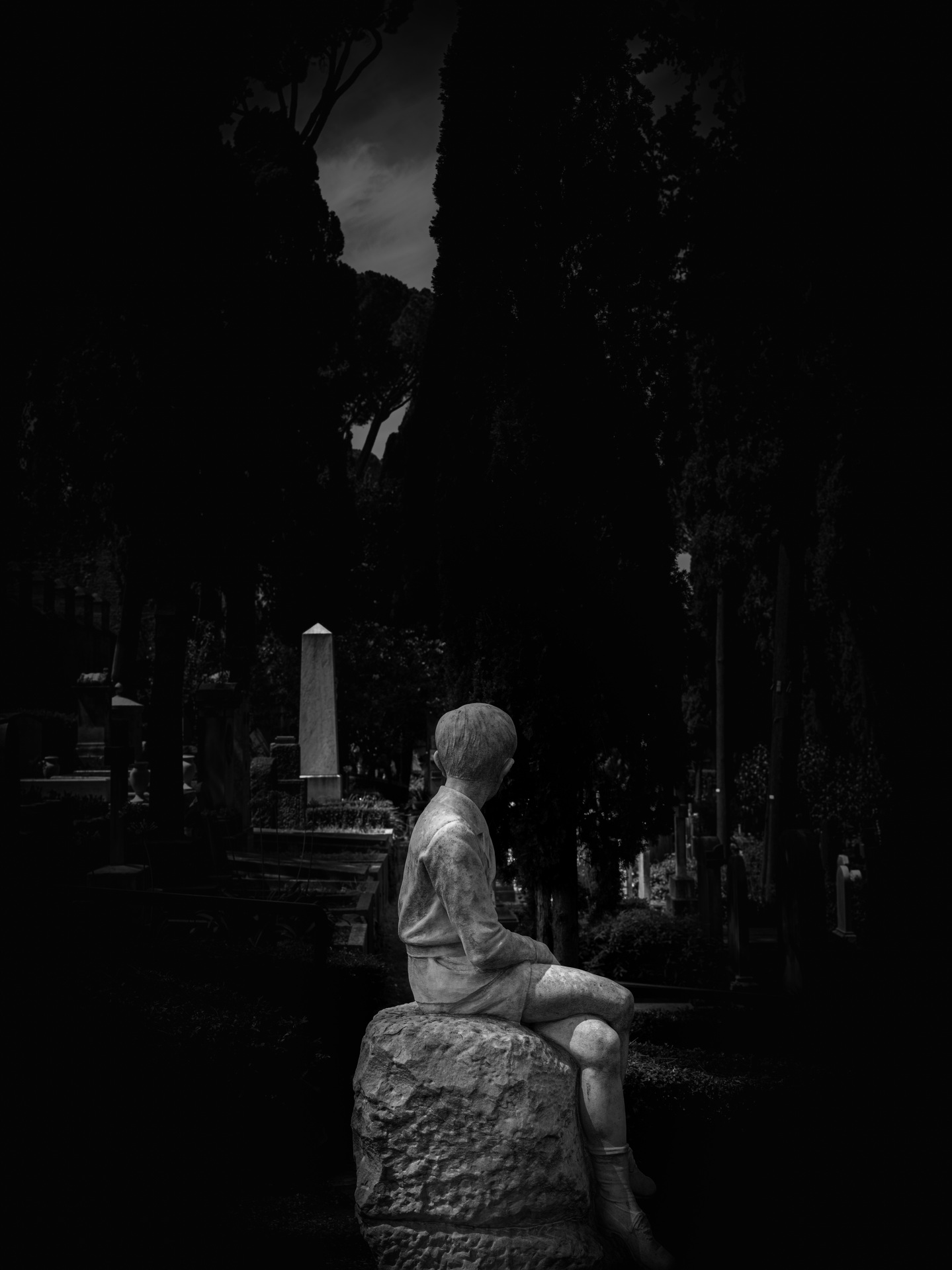 Photograph from GRAVEYARD THOUGHTS
